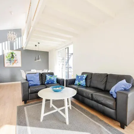Four Bedroom Holiday In *