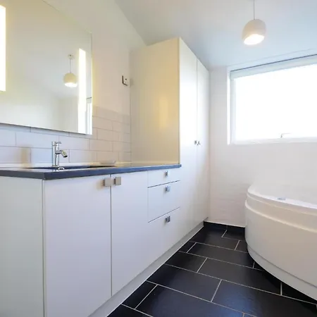 Four Bedroom Holiday In Dom wakacyjny Vesløs